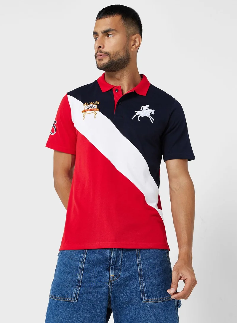 سفنتي فايف تيشيرت بولو بنمط كتل الألوان